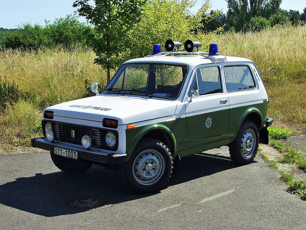 Funkstreifenwagen Lada Niva