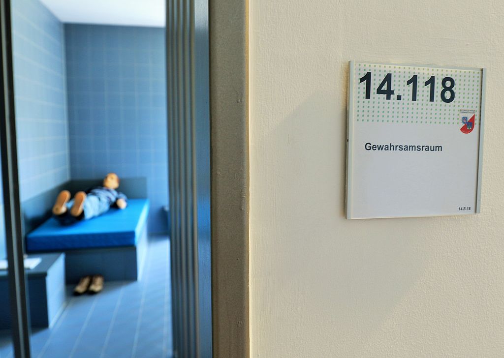 Tatortwelt Polizeiinspektion Gewahrsamszelle