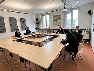 Besprechung